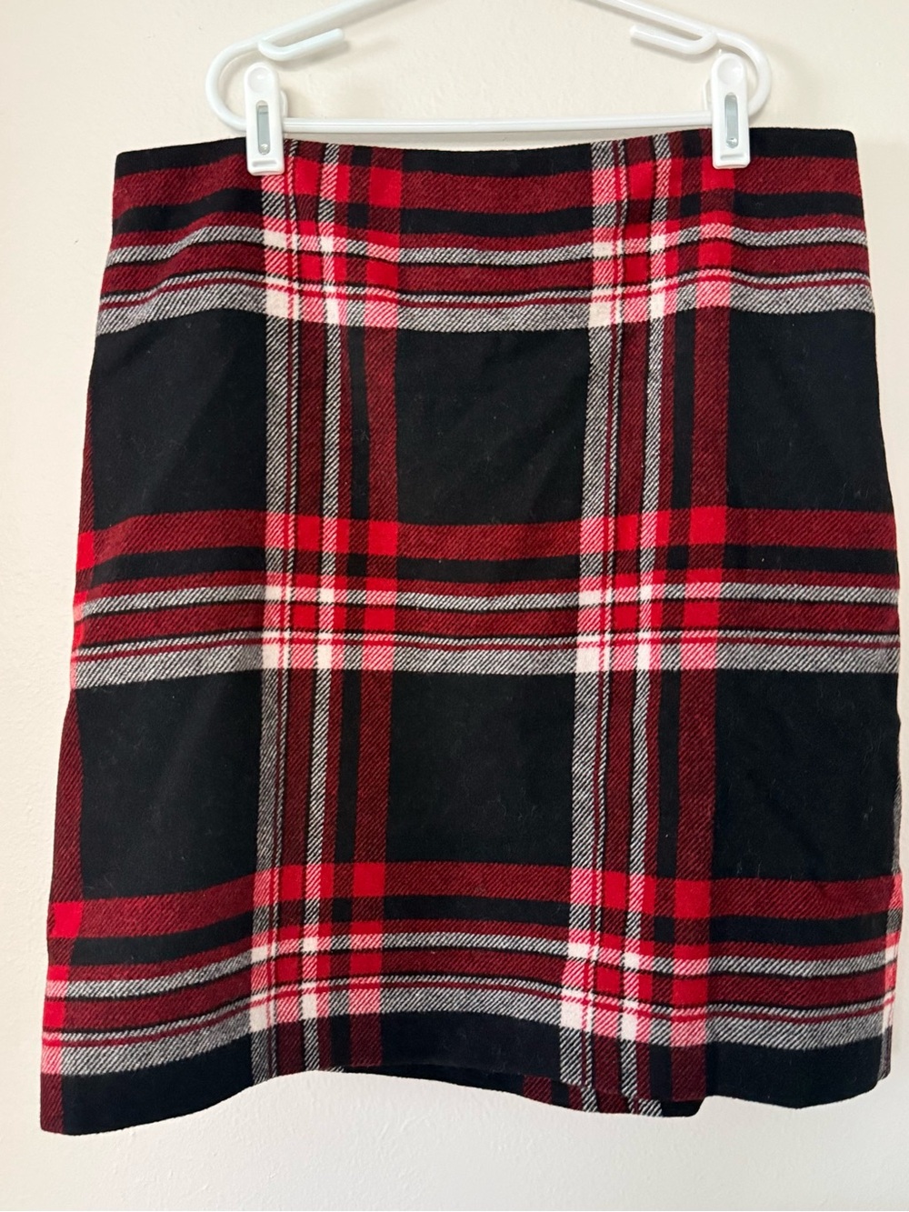 Talbots Red, Black and White Plaid Lined Wool Blend Skirt 10P NWT